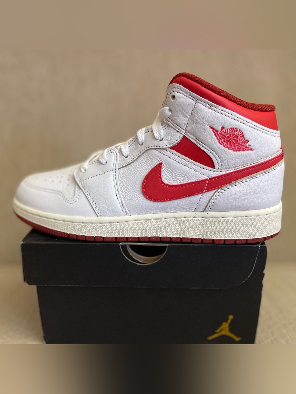 Jordan 1 Mid SE Lobster White Dune Red FJ3464-160 NEW